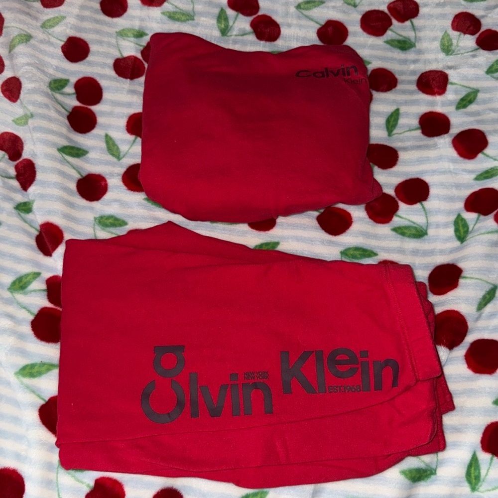 Calvin Klein Sweatsuit with cropped top women’s
